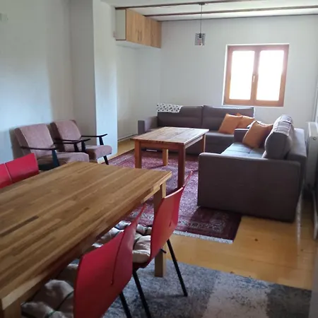 Druga Prica Lodge